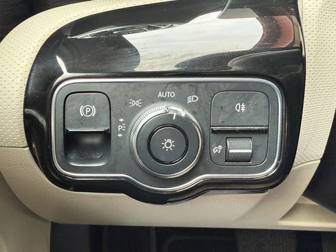 Used 2019 Mercedes-Benz A 220 4MATIC image 22