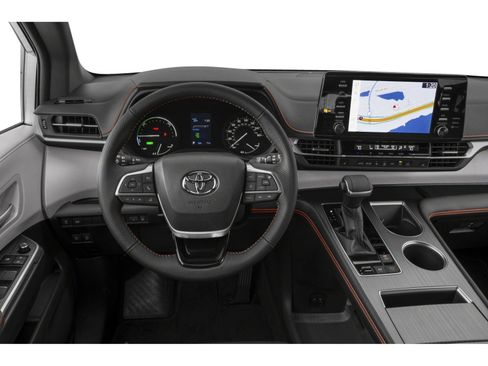 Used 2022 Toyota Sienna XSE AWD/4WD image 4