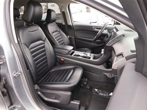 Certified 2024 Ford Edge SEL image 24