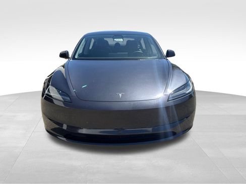 Used 2024 Tesla Model 3 Standard Range RWD image 8