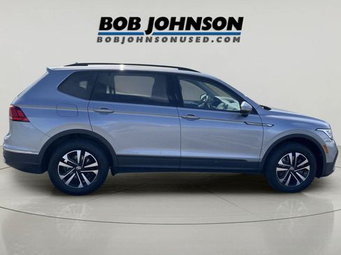 Used 2024 Volkswagen Tiguan S AWD/4WD image 2