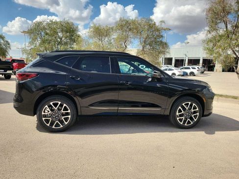 New 2025 Chevrolet Blazer RS w/ Driver Confidence II Package AWD/4WD image 9
