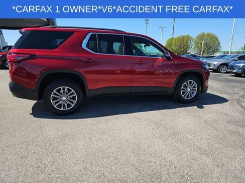 Used 2023 Chevrolet Traverse LT FWD image 25