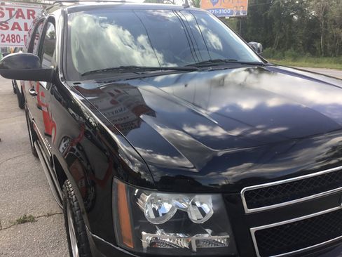 Used 2013 Chevrolet Tahoe LT w/ Luxury Package RWD image 8