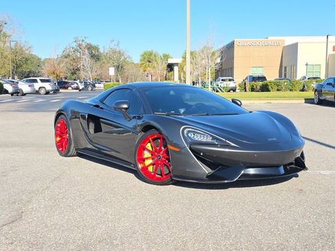 Used 2020 McLaren 570S Spider image 32