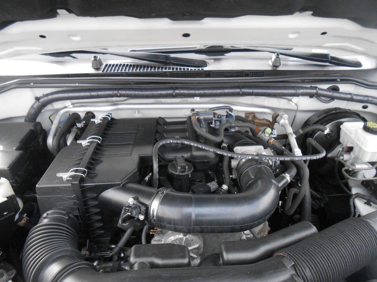 Used 2018 Nissan Frontier S RWD image 16