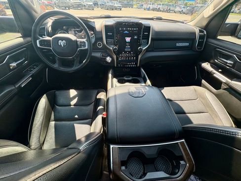 Used 2022 RAM 1500 Laramie w/ Laramie Southwest Edition RWD image 11