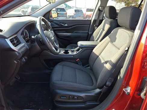 Certified 2023 GMC Acadia SLE w/ Driver Convenience Package image 15