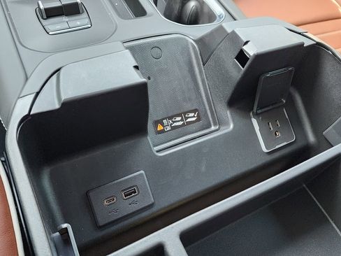 New 2026 GMC Sierra 3500 Denali Ultimate image 36