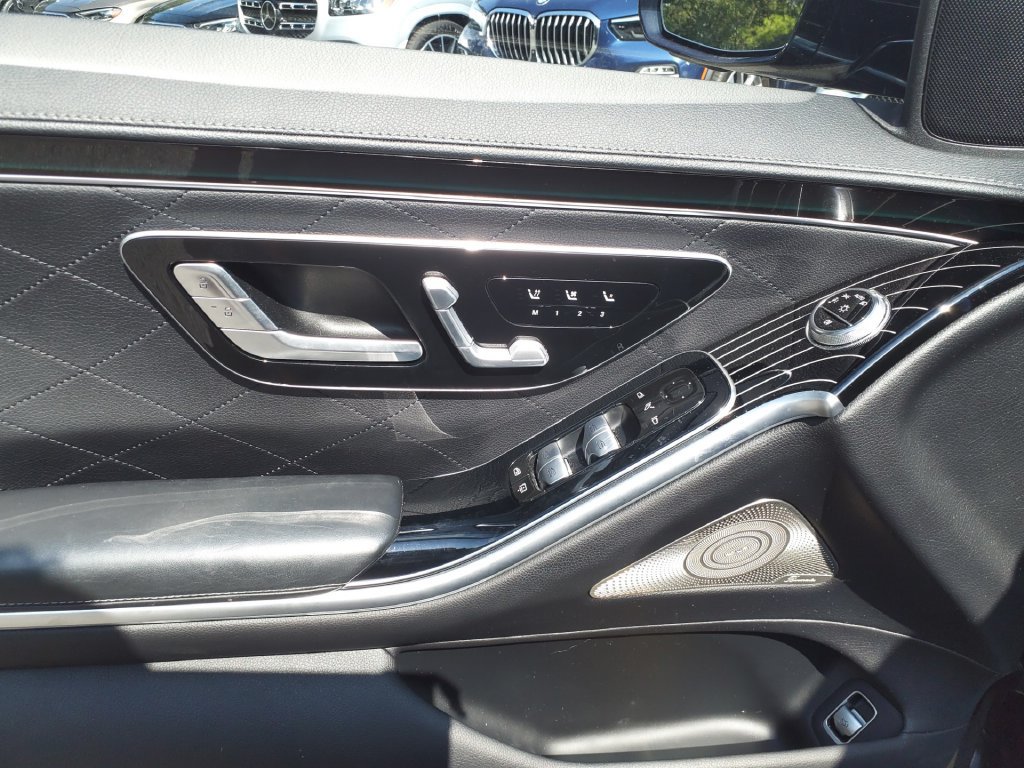 Used 2021 Mercedes-Benz S 580 4MATIC Sedan w/ Warmth & Comfort Package image 19