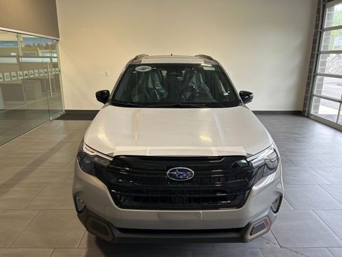 Used 2025 Subaru Forester Sport image 2
