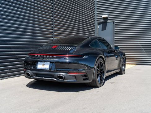Used 2024 Porsche 911 Carrera S RWD image 9