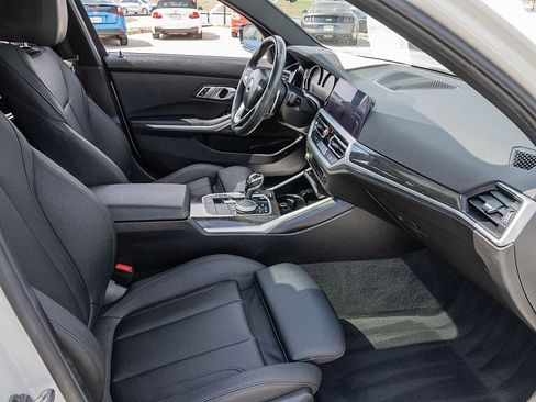 Used 2020 BMW 330i Sedan image 18
