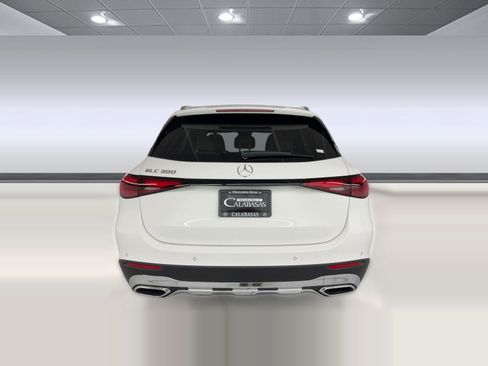 Certified 2026 Mercedes-Benz GLC 300 image 10