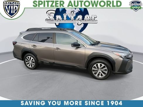 Used 2023 Subaru Outback Premium AWD/4WD image 2