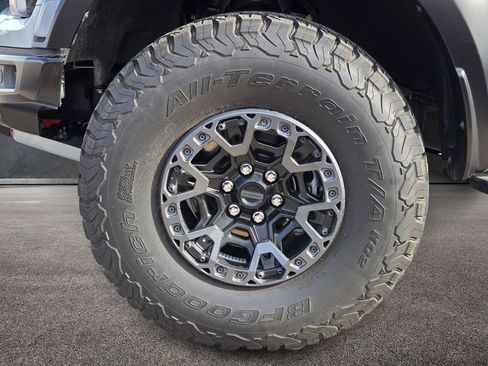 Used 2025 Ford F150 Raptor w/ Equipment Group 803A Raptor R AWD/4WD image 29