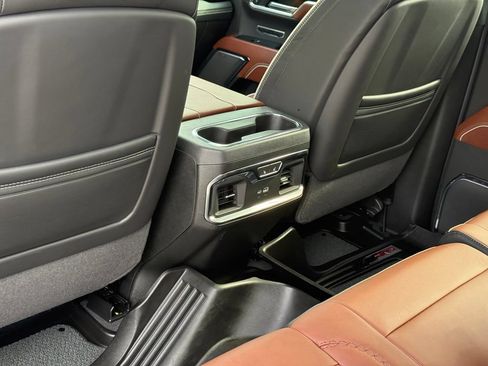 Used 2024 GMC Sierra 1500 Denali Ultimate AWD/4WD image 28