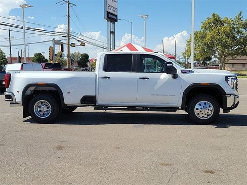 New 2025 GMC Sierra 3500 Pro image 12
