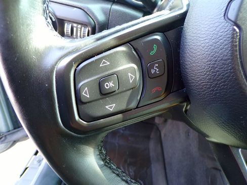 Used 2021 Jeep Wrangler Sport AWD/4WD image 17