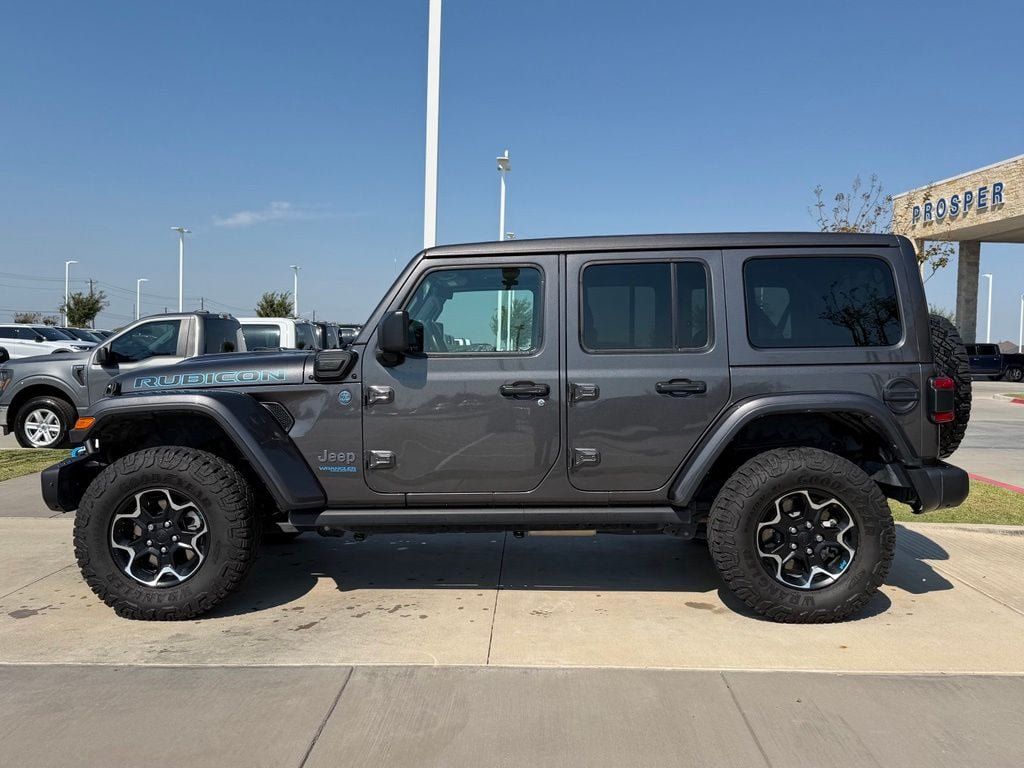 Used 2022 Jeep Wrangler Unlimited Rubicon 4xe w/ Steel Bumper Group AWD/4WD image 7
