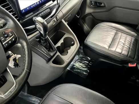 Used 2023 Ford Transit 350 XLT image 17