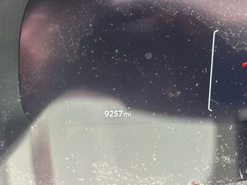 Used 2025 Toyota Highlander Limited image 22