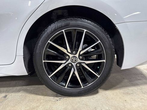 Used 2024 Toyota Camry SE FWD image 10