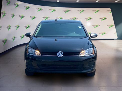 Used 2017 Volkswagen Golf S image 7