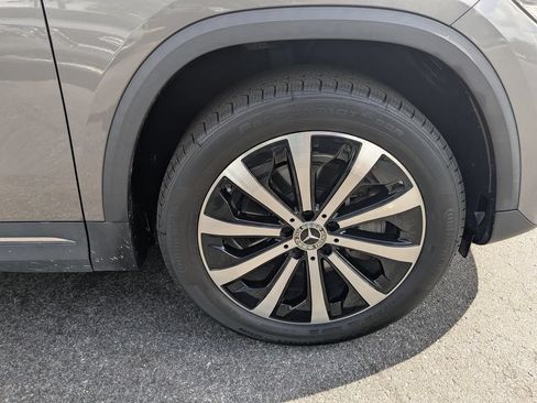 Certified 2023 Mercedes-Benz GLA 250 4MATIC image 19