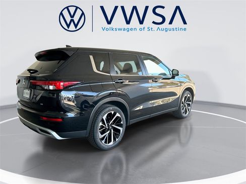 Used 2024 Mitsubishi Outlander SE image 7