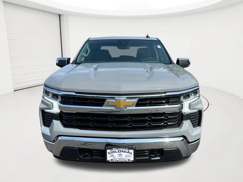 Used 2024 Chevrolet Silverado 1500 LT AWD/4WD image 2
