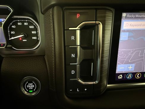 Used 2021 GMC Yukon Denali w/ LPO, Illumination Package RWD image 19