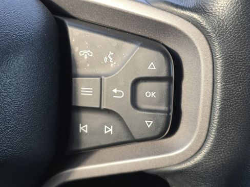 Used 2025 Ford Bronco Big Bend image 14