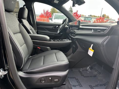 New 2026 Buick Enclave Sport Touring w/ Power Package image 10