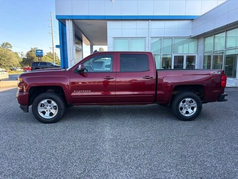 Used 2017 Chevrolet Silverado 1500 LT w/ All Star Edition AWD/4WD image 7