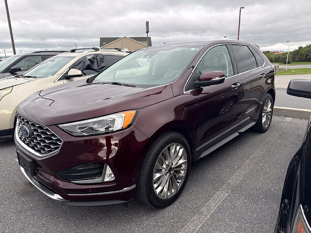 Used 2024 Ford Edge Titanium w/ Titanium Elite Package AWD/4WD image 2