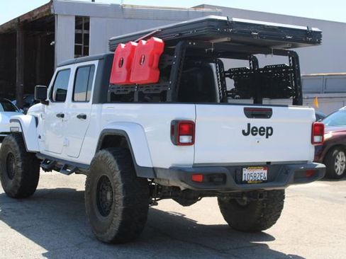 Used 2022 Jeep Gladiator Sport AWD/4WD image 3