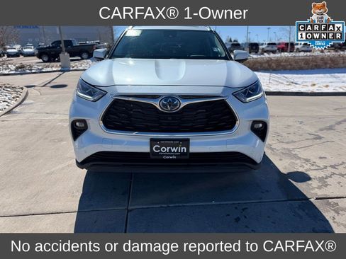 Used 2024 Toyota Highlander Limited image 2