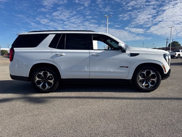 Used 2025 GMC Yukon AT4 Ultimate AWD/4WD image 7
