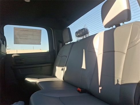 Used 2023 RAM 3500 Tradesman w/ Chrome Appearance Group image 10