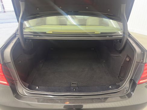 Used 2014 Mercedes-Benz E 350 Sedan image 10