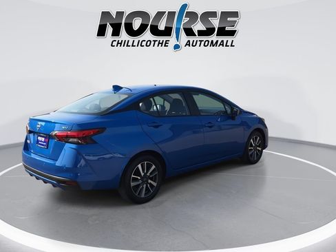 Used 2024 Nissan Versa SV FWD image 8
