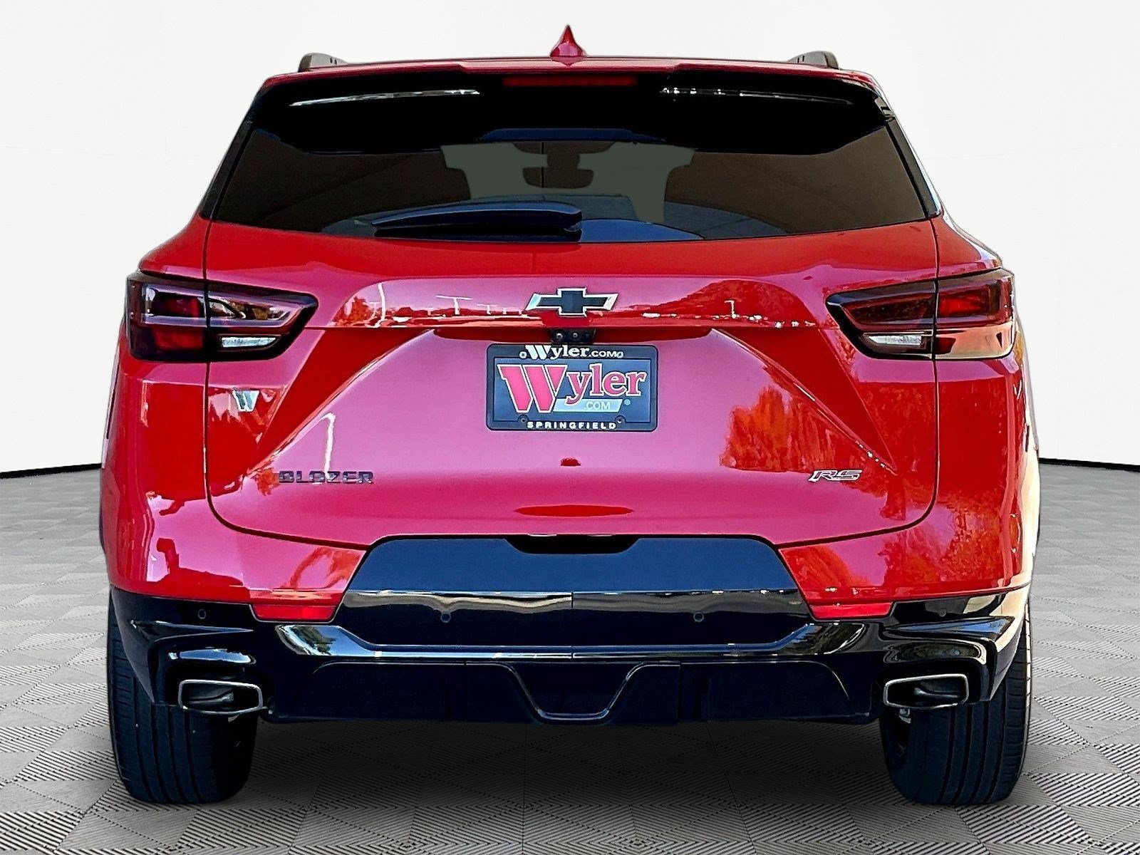 Used 2023 Chevrolet Blazer RS w/ Driver Confidence II Package FWD image 5