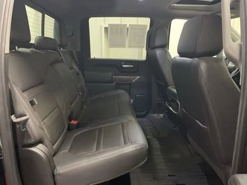 Used 2020 GMC Sierra 3500 Denali w/ Denali Ultimate Package image 12