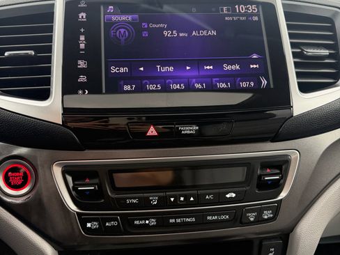 Used 2017 Honda Pilot EX-L image 10