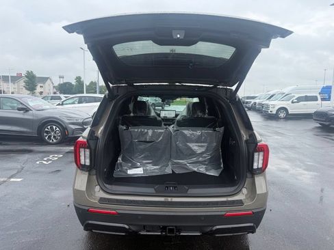New 2026 Ford Explorer ST-Line AWD/4WD image 43