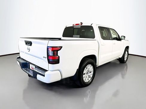 Used 2024 Nissan Frontier SV w/ SV Convenience Package image 5