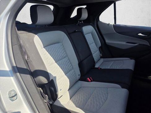 Used 2019 Chevrolet Equinox LT AWD/4WD image 17