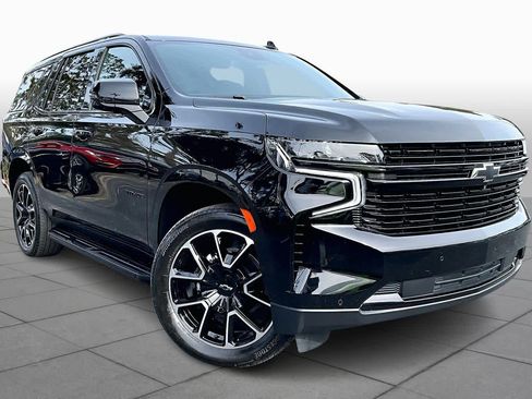 Used 2024 Chevrolet Tahoe RST w/ Luxury Package image 2