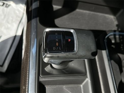 Used 2024 Chevrolet Silverado 1500 LT Trail Boss w/ Convenience Package II image 27